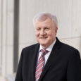 Horst Seehofer Gamerszene überwachen (Quelle: Henning Schacht via bmi.bund.de)